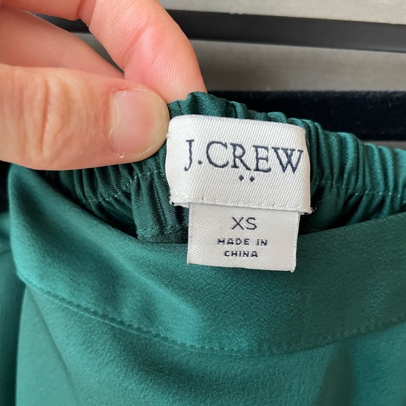 LIKE NEW J CREW midi skirt - Picture 3 of 4